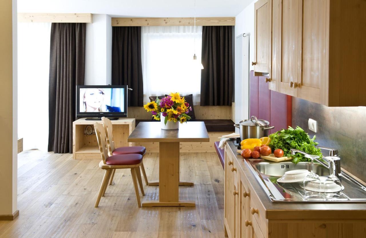 קאסטלרוטו Martina Breakfast Lodge מראה חיצוני תמונה