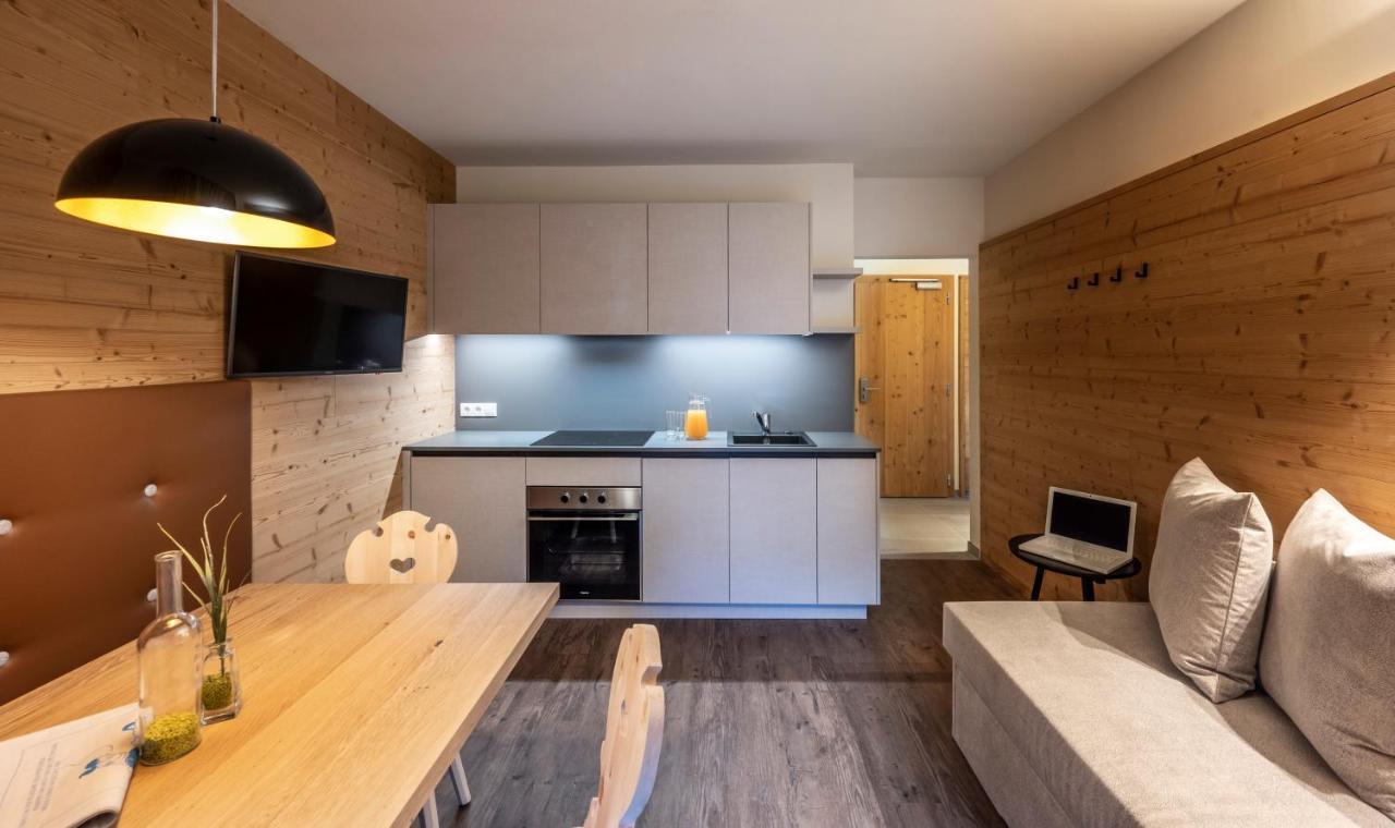 קאסטלרוטו Martina Breakfast Lodge מראה חיצוני תמונה