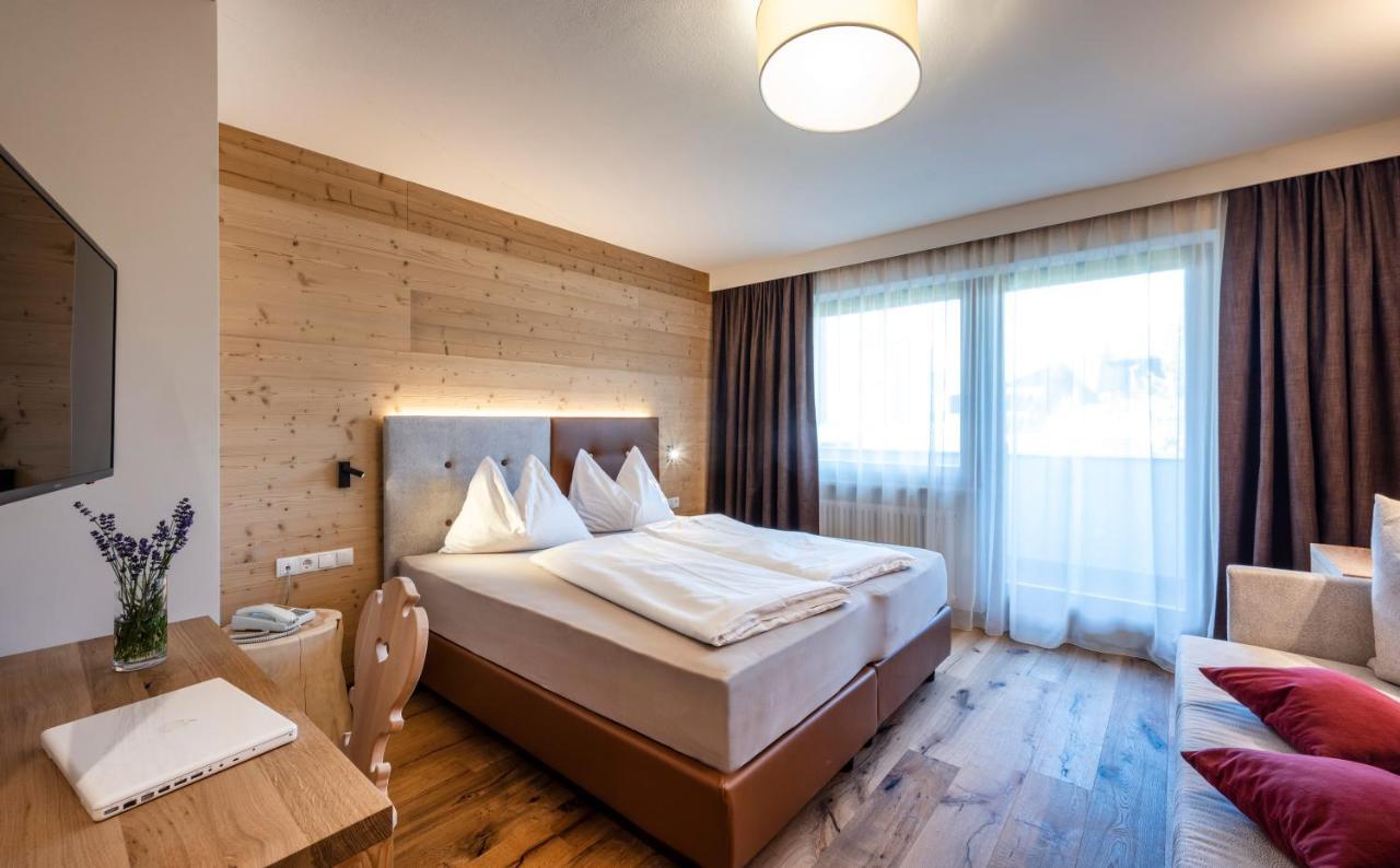 קאסטלרוטו Martina Breakfast Lodge מראה חיצוני תמונה